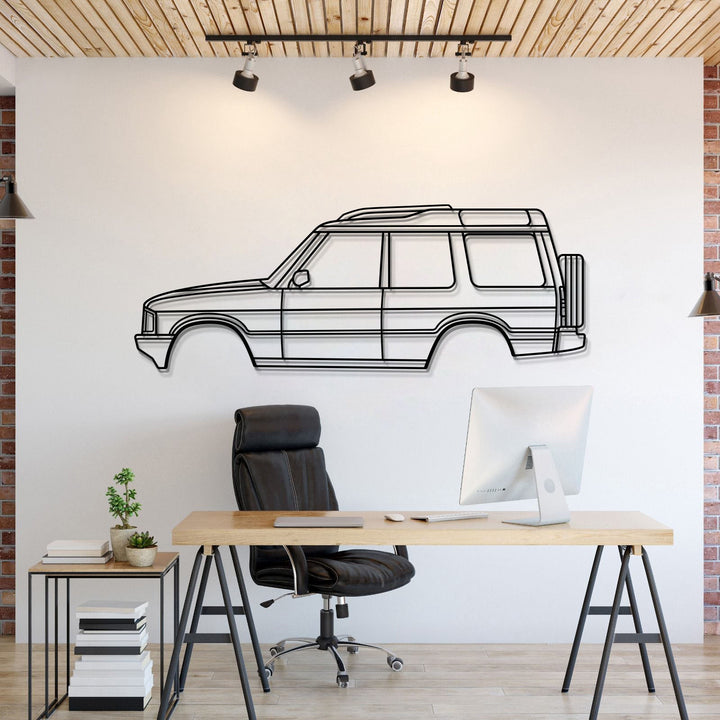 2000 Discovery Series II (L318) 1st Gen Metal Car Wall Art — precision-cut steel wall art